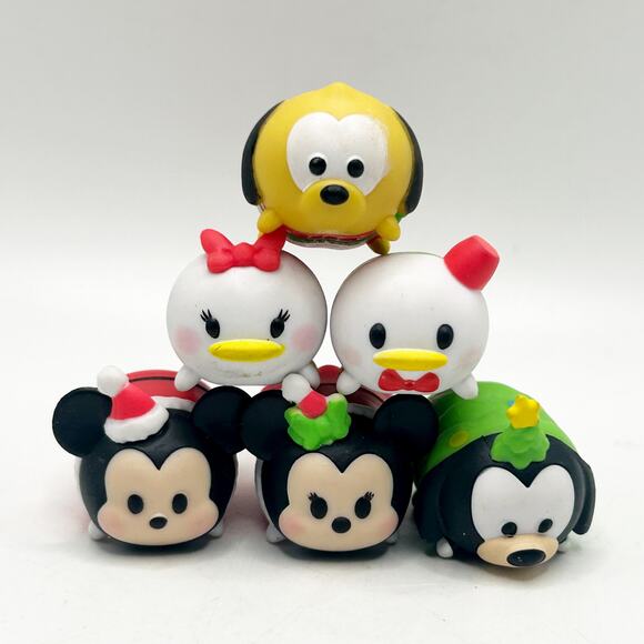 Disney Tsum Tsum Holiday Christmas MICKEY & MINNIE & FRIENDS Figures Set Of 6 - Picture 1 of 6
